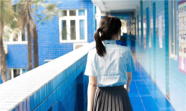 托克逊如何找到一个可以帮助我生孩子的女人？